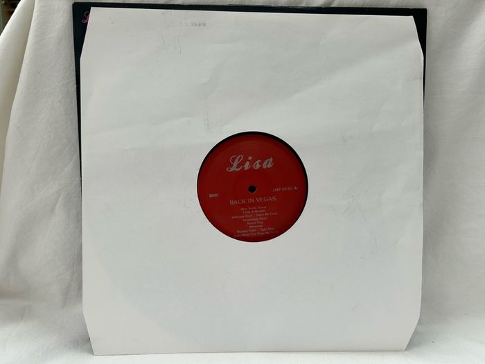 Elvis Presley Back In Vegas LP Lisa LMP 69-01 1986 Red Label Vinyl Bootleg