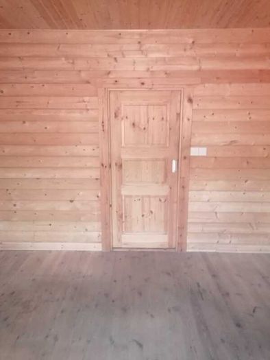 One bedroom log cabin for sale