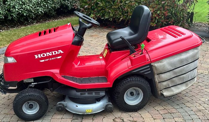 Ride-on  Lawnmower Honda