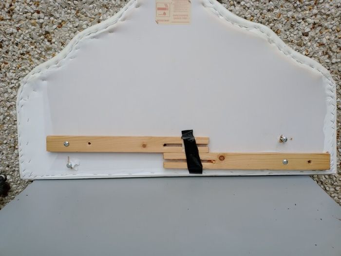 headboard