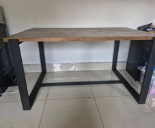 Kitchen table