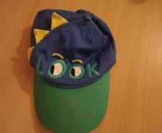 Child's cap by Du Pareil