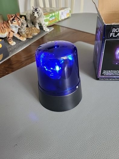 Flashing blue light rotating