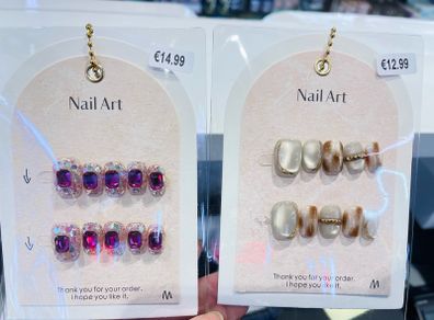 press on nail