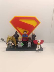 Superman Minifigure Display Set