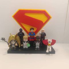 Superman Minifigure Display Set