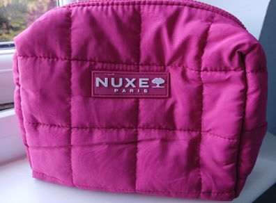 Small pink quilted make-up bag, Nuxe, new