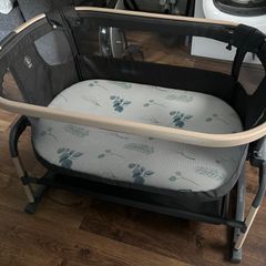 Maxi-Cosi Iora Air Next to me / Co-Sleeper