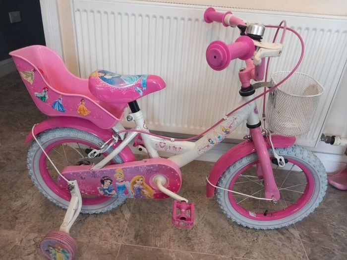 Disney Princess Kids bike size 14 inch wheels