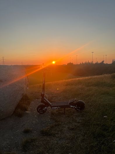 G2 electric scooter