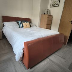 Beautiful Std 4ft 6 " Bed