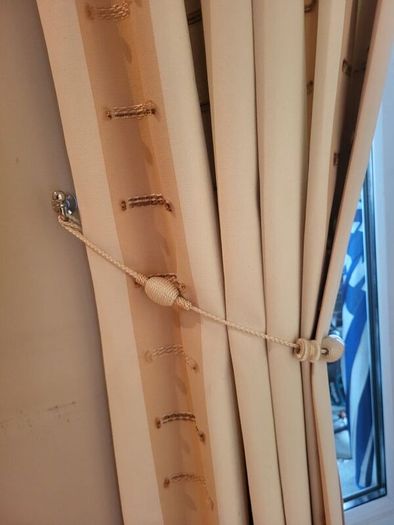 curtains