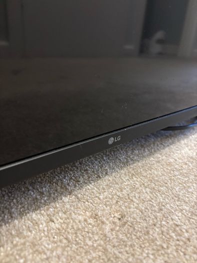 LG Smart TV - 32 inch