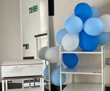 shelfs bussines store salon