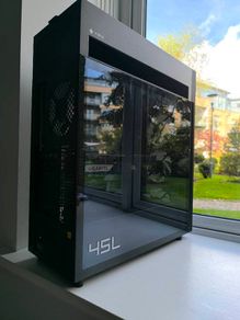 High End Gaming Pc Rtx 5070ti, 9800x3d, 32gb Ddr5, 2tb Ssd