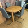 table + 4 chairs Image 3