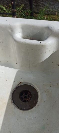 Belfast Sink.