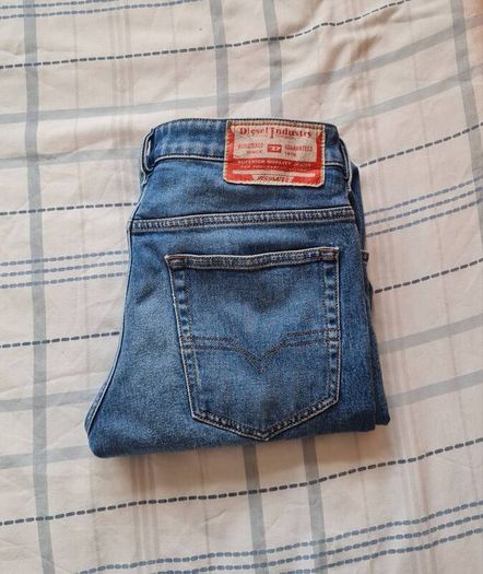 Diesel industry jeans Size 30/30 button fly blue denim In excellent condition
