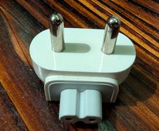 genuine apple India Dickhead adapter ( type D plug )