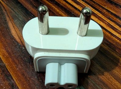 genuine apple India Dickhead adapter ( type D plug )