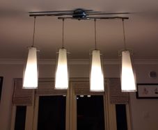 Ceiling pendant light