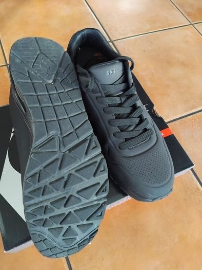sketchers mens shoes uk9.5