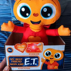 TOMY Toomies My Best Friend E.T - Says Phrases & Plays Music From The Film.