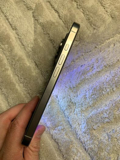 Apple iPhone 16 Pro 128GB, Like New