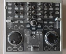 Numark Total Control DJ MIDI Controller