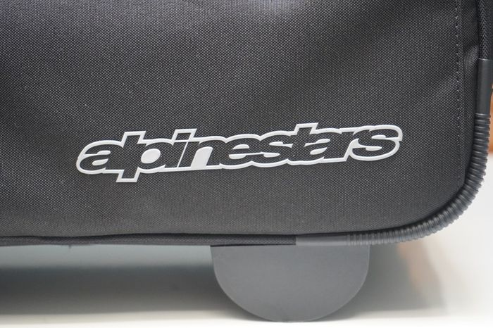 Sahara Force India F1 Team official Alpine Stars Trolley Bag/Suitcase