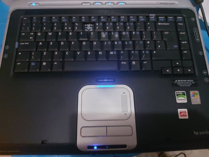 HP Pavilion zv6000, .5GB Ram, 60GB HDD, Original Windows XP, Real Genuine Vintage Laptop in excellent condition
