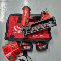 Milwaukee M18FN16GA Fuel 16 Gauge 2nd Fix Nail Gun Kit