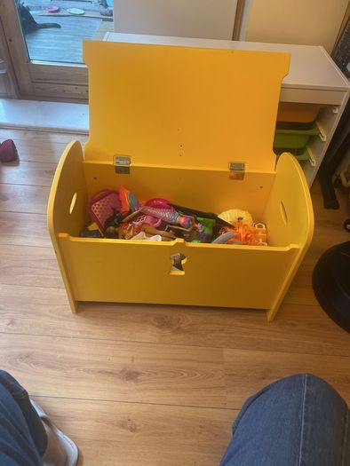 toys storage