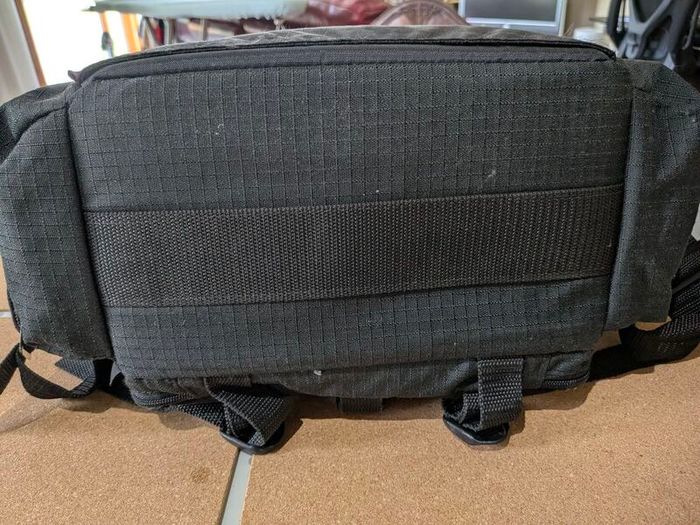 camera gadget bag