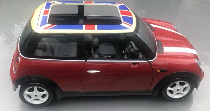 Hasbro Sindy MINI Cooper