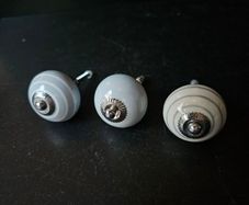 NEW Assorted  mixed ceramic knobs