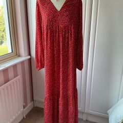 dress bnwt size 12 maxi red tiered dress size 12 v neckline long sleeved