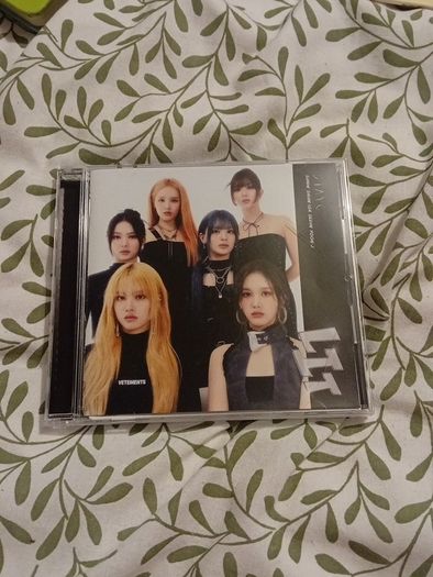 Stayc Lit album kpop