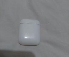 Apple Airpods 2nd generation charging case Only