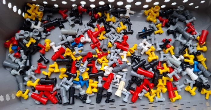 Lego Minifigure tap pieces