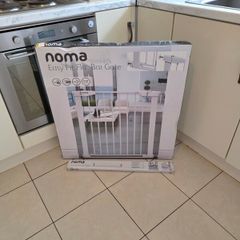 Noma Flat Step Stair Gate x 2 with Extensions