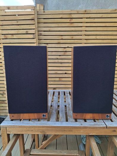Vintage Kef 103.2 speakers