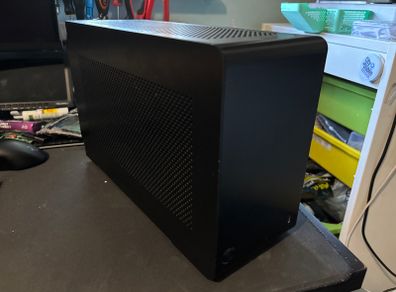 Custom High-Performance Mini-ITX PC Ryzen 9 7945HX  RTX 4070FE 64GB DDR5