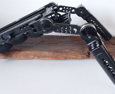 Smallhd shoulder rig handle kit