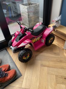 Ride on quad bike