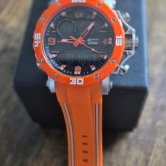 Stryve sports watch - orange