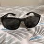 prada sun glasses Image 5