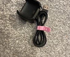 Fitbit versa 2 charger