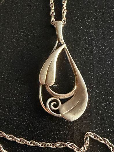 sterling silver necklace