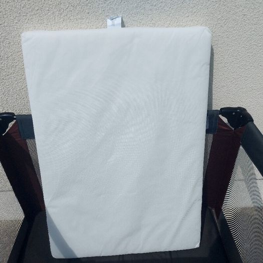 Travel cot